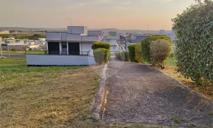 Terreno à venda na Avenida Brasília, Residencial Lagos D'Icaraí, Salto