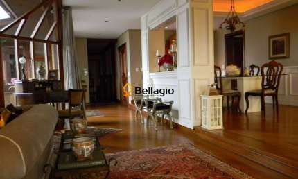 Apartamento 4 dormitórios à venda Nossa Senhora Medianeira Santa Maria/RS