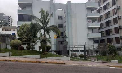 Apartamento de 3 dormitórios, 2 banheiros e terraço