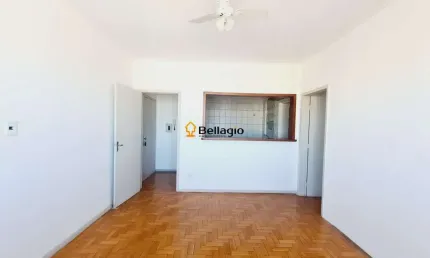 Apartamento 2 dormitórios para alugar Centro Santa Maria/RS