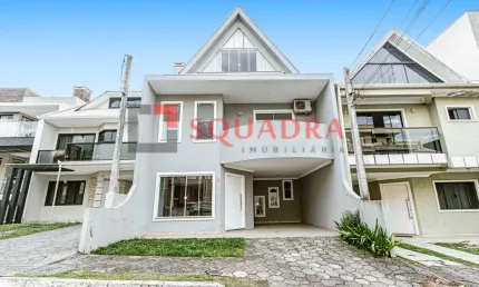 Casa com 3 quartos para alugar no Pinheirinho, Curitiba 