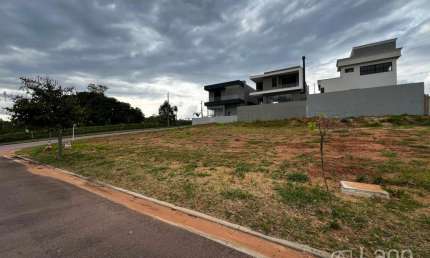 Terreno à venda na Rua João Silvio de Lara Machado, Jardim Carvalho, Ponta Grossa