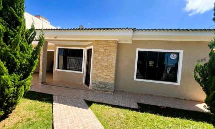 Casa com 3 quartos à venda na Rua Quinze de Setembro, Uvaranas, Ponta Grossa