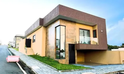 Casa com 3 quartos à venda na Rua Eduardo Burgardt, 2111, Contorno, Ponta Grossa