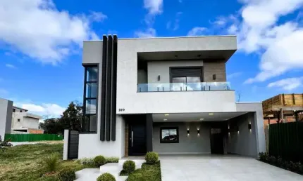 Casa com 4 quartos à venda na Rua Valério Ronchi, 500, Uvaranas, Ponta Grossa