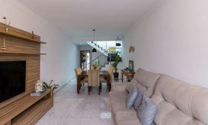 Casa tipo para venda em parque são domingos com 3 quartos, sendo 1 suíte, 140m²