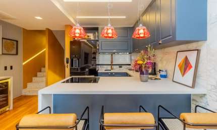 Casa em condomínio para venda com 1 quarto, sendo 1 suíte, 138m²