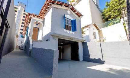 Casa tipo para venda em Perdizes com 5 quartos, 266m²