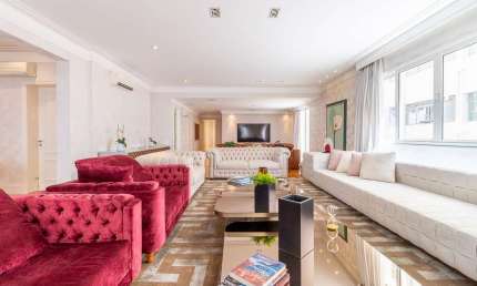 Apartamento tipo para venda com 4 quartos, sendo 4 suítes, 304m²