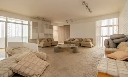 Apartamento tipo para venda com 3 quartos, sendo 1 suíte, 228m²