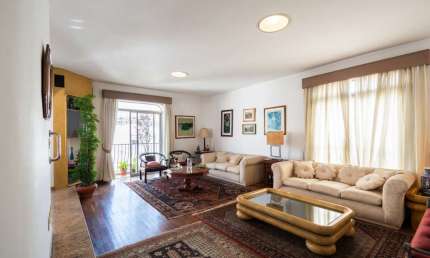 Apartamento tipo para venda com 4 quartos, sendo 1 suíte, 202m²