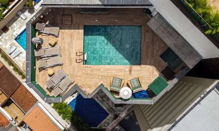 Cobertura para venda com 4 quartos, sendo 4 suítes, 420m²