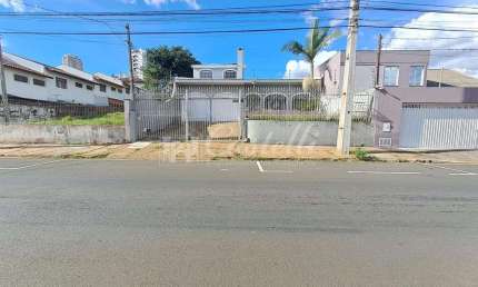 Casa para  à venda, na Vila Estrela, em PONTA GROSSA - PR