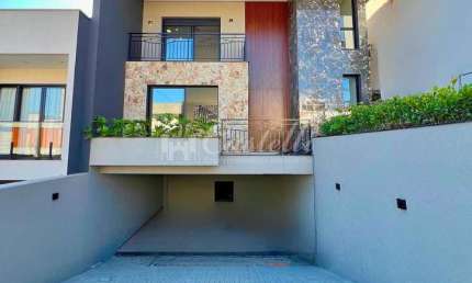 Casa à venda no Condomínio Vale dos Vinhedos em Ponta Grossa Paraná
