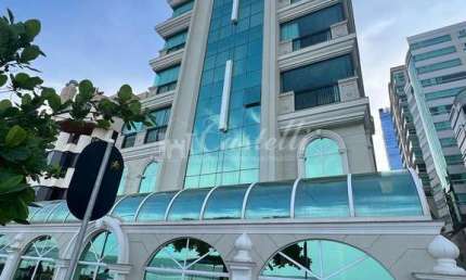 Apartamento em alto padrão mobiliado à venda, Meia Praia, ITAPEMA - SC