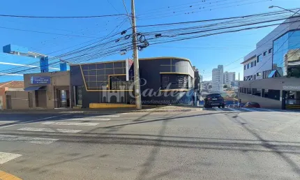 Casa comercial para à venda, no Centro, PONTA GROSSA - PR