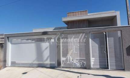 Casa para à venda, no Bairro Uvaranas, PONTA GROSSA - PR