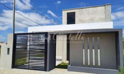 Casa para à venda, no Bairro Uvaranas, em PONTA GROSSA - PR