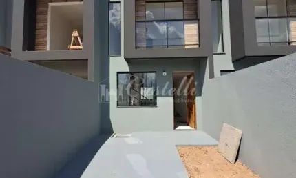 Sobrado  para venda, no Bairro Uvaranas, PONTA GROSSA - PR