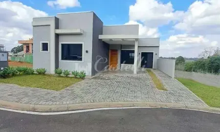 Casa para à venda, no Bairro Contorno, em PONTA GROSSA - PR