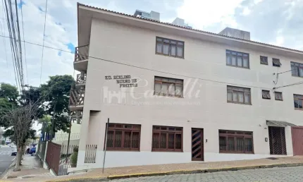 APARTAMENTO SEMI MOBILIADO COM 03 QUARTOS SENDO 01 SUITE