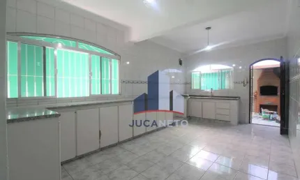 Sobrado com 3 dormitórios à venda, 165 m² por R$ 750.000 - Vila Assis Brasil - Mauá/SP