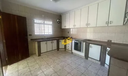 Sobrado com 3 dormitórios para alugar, 150 m² por R$ 1.850,00/mês - Jardim Estrela - Mauá/SP
