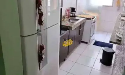 Apartamento com 2 dormitórios à venda, 60 m² por R$ 275.000 - Parque São Vicente - Mauá/SP