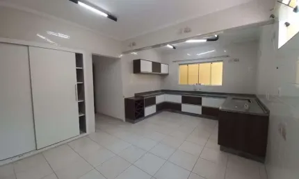 Sobrado com 3 dormitórios para alugar, 200 m² por R$ 7.500,00/mês - Vila Bocaina - Mauá/SP