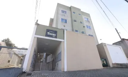 Apartamento 2 quartos com Sacada e vaga de garagem coberta