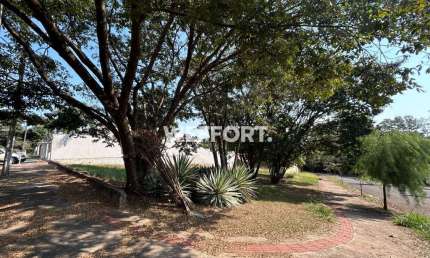 Terreno à venda na Neila Ribeiro, 170, Parque Residencial Alcântara, Londrina por R$ 810.000