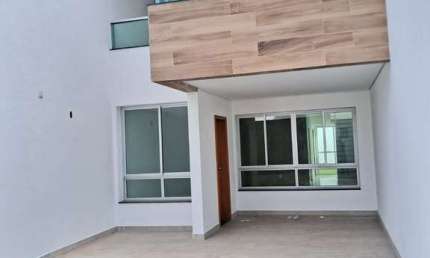 Casas modernas, espaçosas e com acabamento impecável/ Contagem