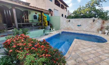 Casa à venda em São Gonçalo, Centro, com 3 quartos, 120m²