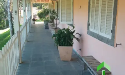 Casa com 8 quartos, piscina, sauna, área gourmet no caminho da Cachoeira em Ipiabas