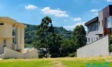 Terreno em condomínio fechado à venda na Rua Toulon, 08, Tamboré, Santana de Parnaíba