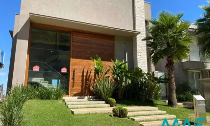 Casa Nova Mobiliada e Diferenciada no Residencial Villa Solaia
