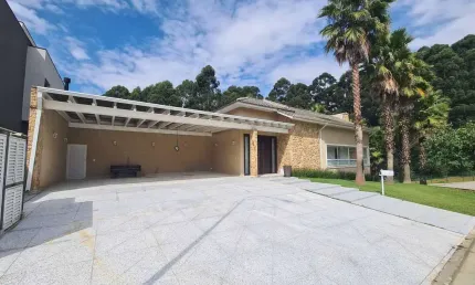 CASA SEMI-MOBILIADA NO VILLA SOLAIA COM 1000M2 - R$30.000,00 PACOTE!!!!