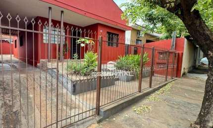 Casa de frente com 3 dormitórios e de fundo à venda, 192 m² por R$ 380.000 - Vila Anchieta - São José do Rio Preto/SP