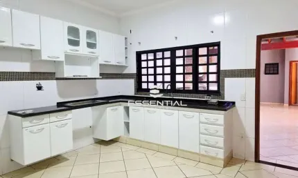 Casa Recém Reformada com 4 dormitórios à venda, 285 m² por R$ 740.000 - Jardim Caparroz - São José do Rio Preto/SP