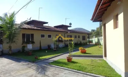 Locação - casa condomínio 2 dormitórios martim de sá caraguatatuba/sp