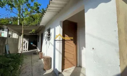 À venda i0949 - casa 1 dormitório no jd casa branca - caraguatatuba/sp
