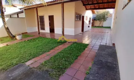 À venda - casa com 3 domitórios no porto novo - caraguatatuba/sp