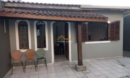 À venda i0196 - casa 2 dormitórios no jardim das palmeiras  -  caraguatatuba/sp