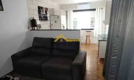 À venda - sobrado com ponto comercial no bairro tinga - caraguatatuba/ sp