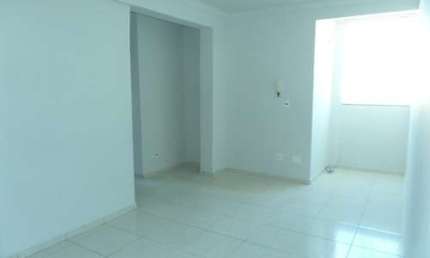Apartamento com 2 quartos para alugar na Rua K, Cidade Jardim, Anápolis, 70 m2 por R$ 1.250