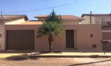 Casa com 3 quartos para alugar na rua melbourne, residencial ayrton senna, anápolis, 120 m2 por r$ 2.000