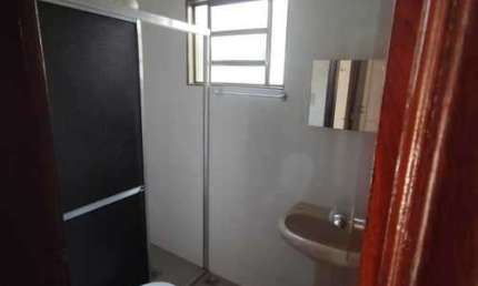 Casa com 2 quartos para alugar na Avenida Tiradentes, Setor Central, Anápolis, 70 m2 por R$ 950