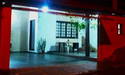 Belíssima Casa estuda entrada e parcelas . Venha que essa da negocio!!!!