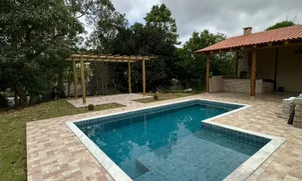 Viva o Sonho no Interior de São Paulo! Chácara de 1000 m² em Biritiba Mirim