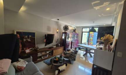 Casa a venda 4 suítes 140 m² na Freguesia Jacarepagua, Rio de Janeiro - RJ.
